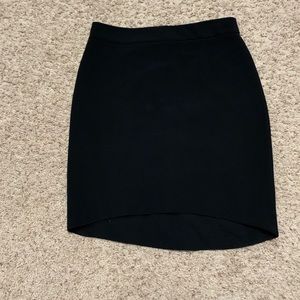 Black express skirt